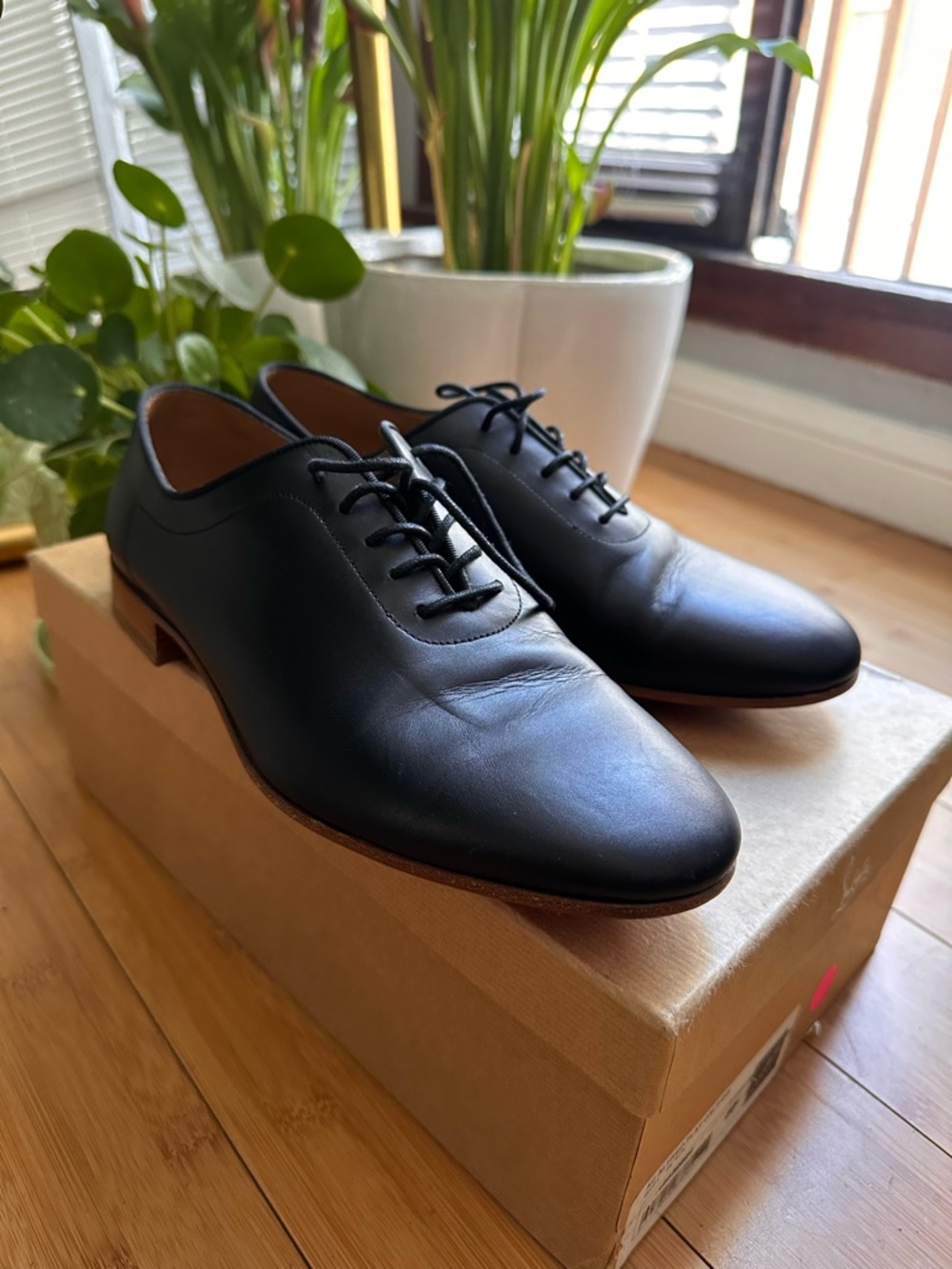 Christian Louboutin Women’s Black Leather Oxford Dress Shoes